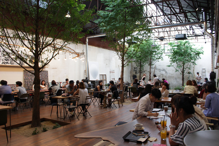 cafes – Experiences in Korea and Japan