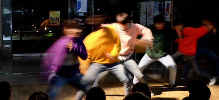 Street-Performance-Dancers